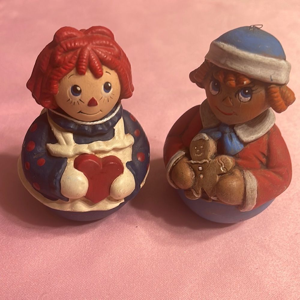 Vintage raggedy Ann & Andy figurines